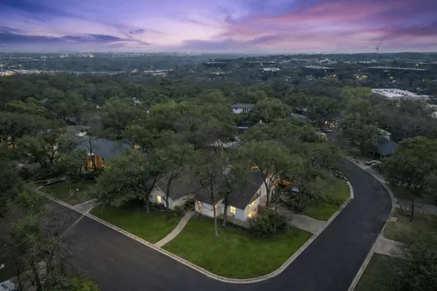 $1,050,000 | 3607 Brownwood Drive, Austin, TX 78759