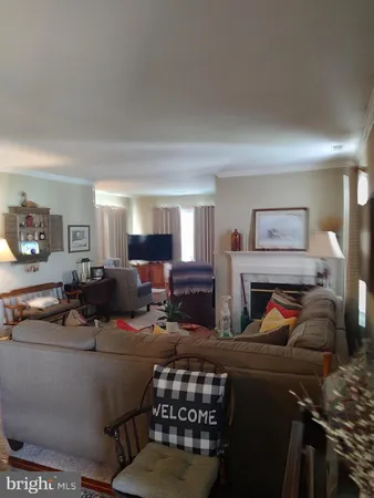 $295,000 | 1206 B Ginger Court, Mount Laurel, NJ 08054