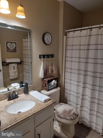 $295,000 | 1206 B Ginger Court, Mount Laurel, NJ 08054