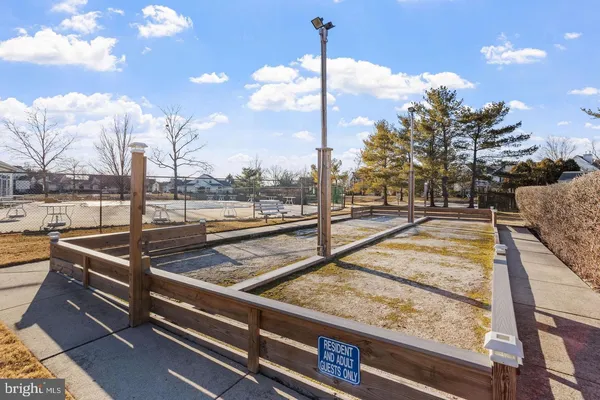 $295,000 | 1206 B Ginger Court, Mount Laurel, NJ 08054