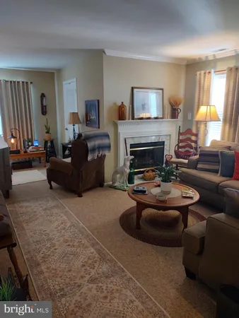 $295,000 | 1206 B Ginger Court, Mount Laurel, NJ 08054