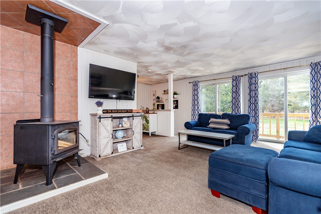 695 Maple Valley Road Coventry, RI 02816 - Photo 33 of 50