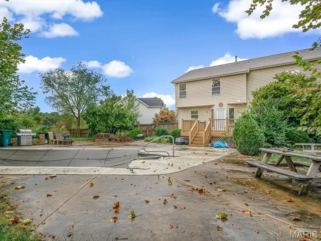 $359,900 | 1413 Schwarz Meadow Drive, O'Fallon, IL 62269