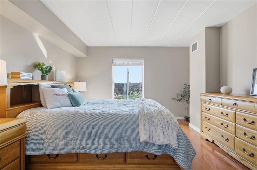 5 Bayard Road, Unit 520 Pittsburgh, PA 15213 - Photo 16 of 25 Gallery Image 16