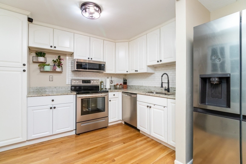 1075 Chestnut Street, Unit 6 Newton, MA 02464 - Photo 10 of 23 Gallery Image 10