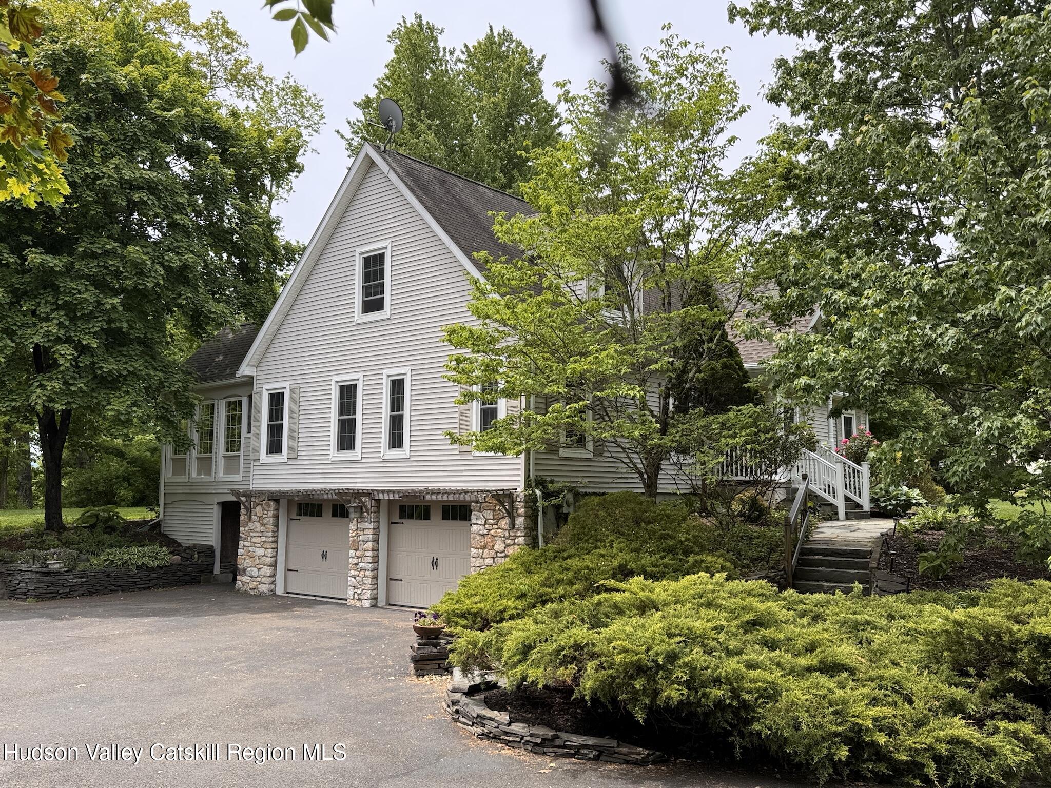 24 Rondout Lane Accord, NY 12404 - Photo 2 of 61 IMG_1907 2