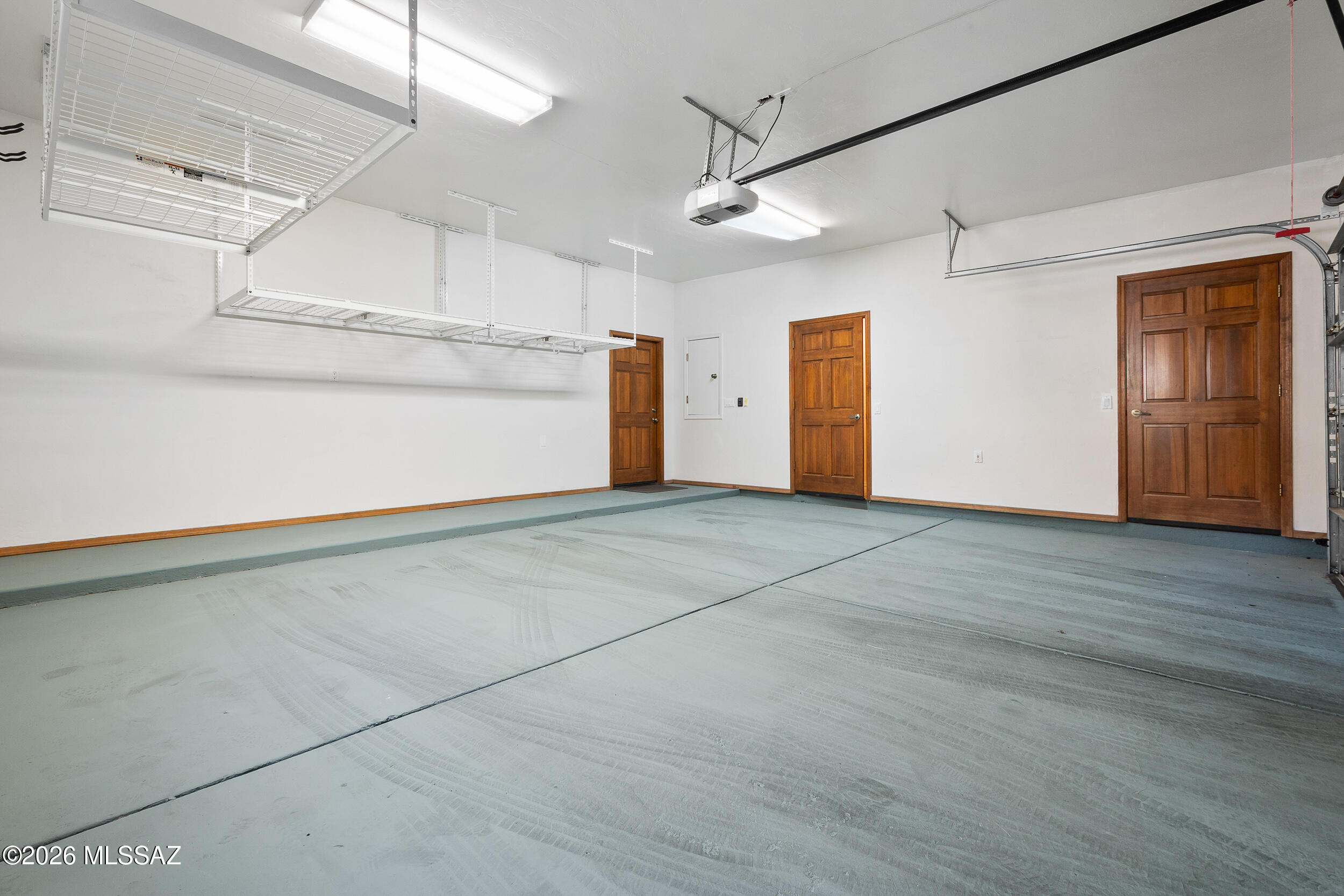 13630 East Sahuaro Sunset Road Tucson, AZ 85749 - Photo 22 of 47 a view of an empty room