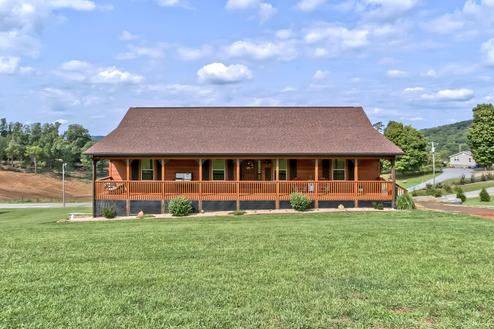 103 Eagle Ridge Court Philadelphia, TN 37846 - Photo 1 of 40 01_EagleRidgeCourt_103_Front