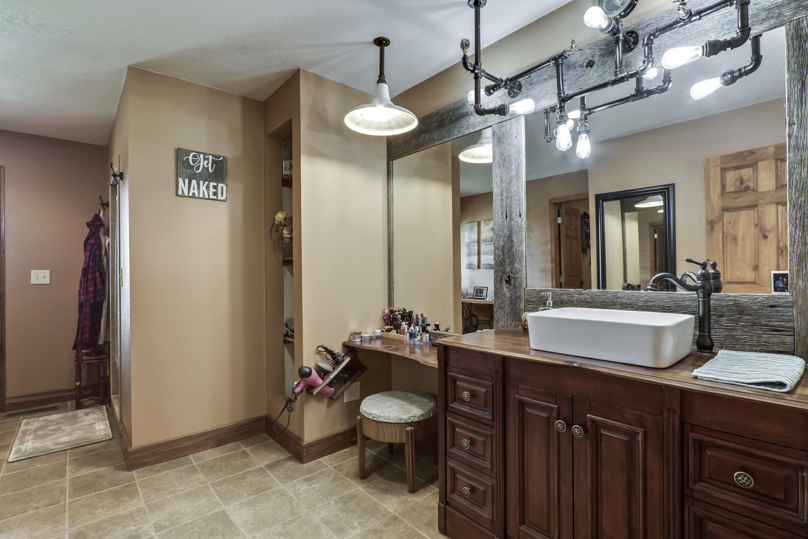 103 Eagle Ridge Court Philadelphia, TN 37846 - Photo 24 of 40 master bath