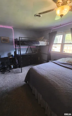 $189,000 | 3204 West Hawthorne Court, Marion, IL 62959