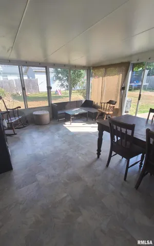 $189,000 | 3204 West Hawthorne Court, Marion, IL 62959