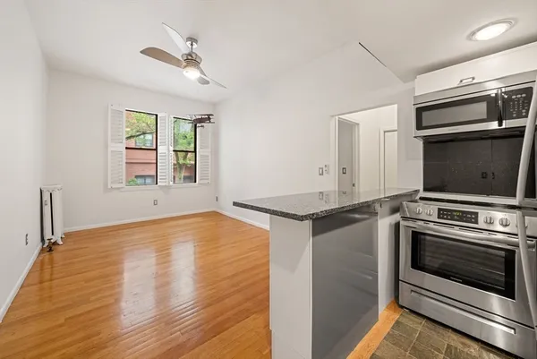 $549,000 | 38-40 St Botolph Street, Unit 5, Boston, MA 02116