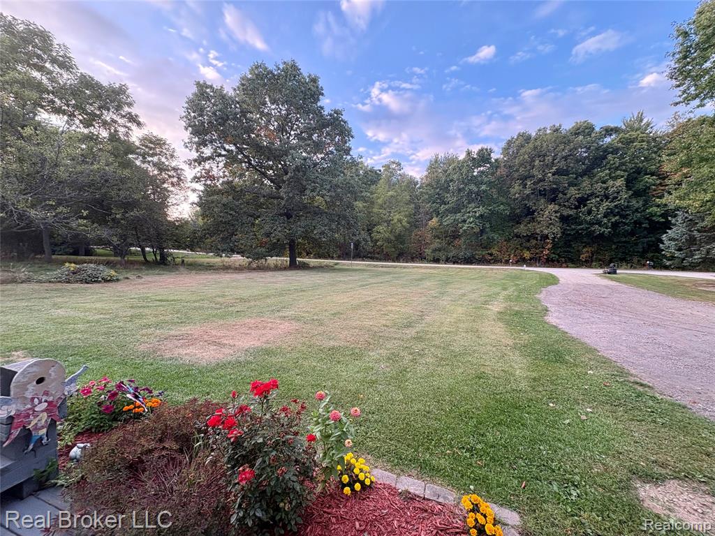 3725 Bronson Lake Road Lapeer, MI 48446 - Photo 25 of 27 Gallery Image 25