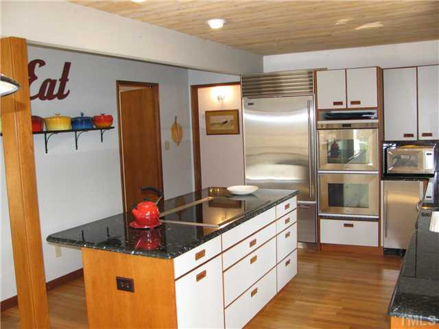 10309 Grafton Road Raleigh, NC 27615 - Photo 9 of 22 Kitchen
