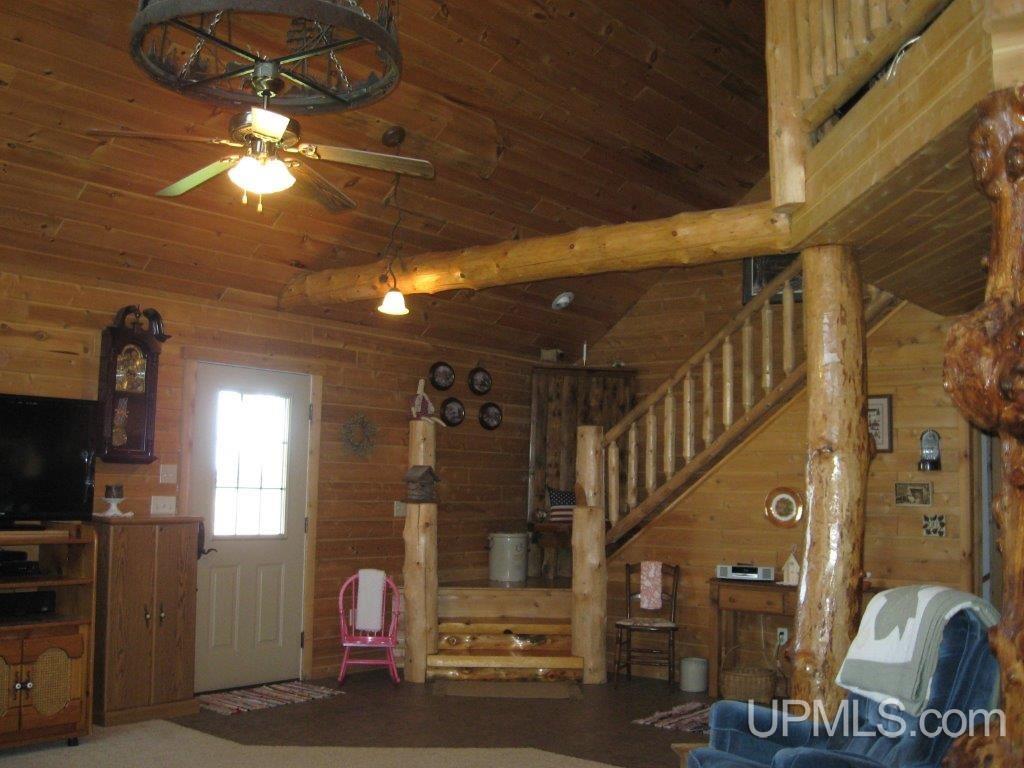 1460 17th Road Bark River, MI 49807 - Photo 13 of 36 Gallery Image 13