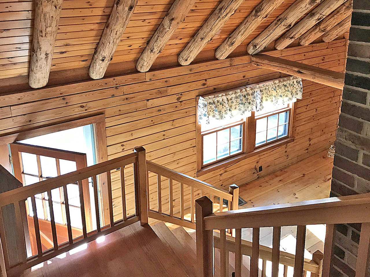 16 Pinkham Road Damariscotta, ME 04543 - Photo 10 of 16 Stairwell