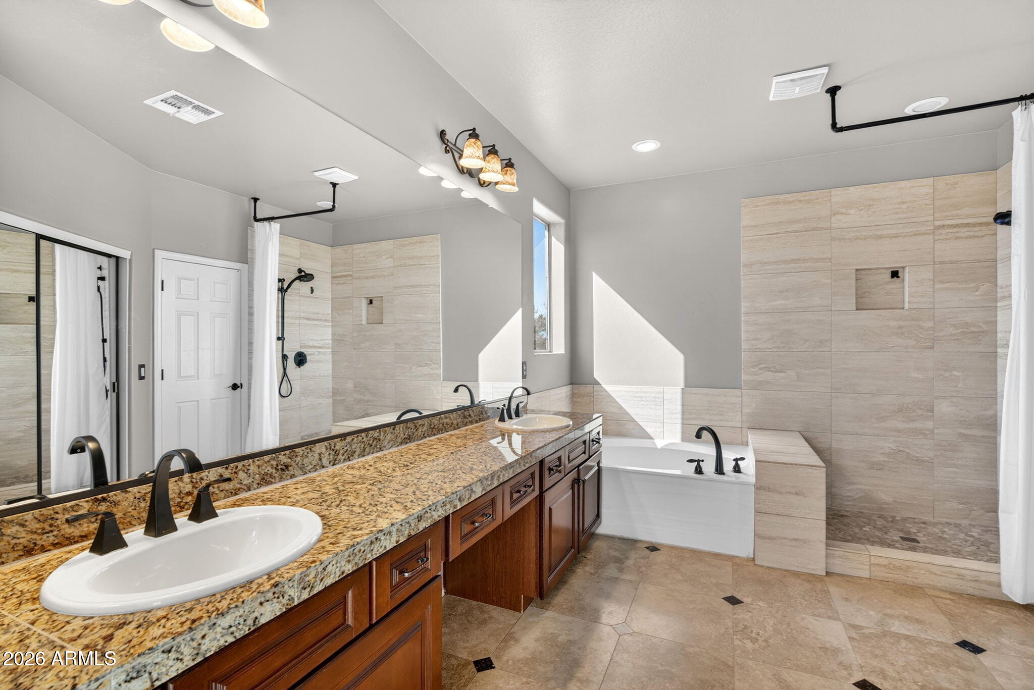 18336 Verdin Road Goodyear, AZ 85338 - Photo 25 of 49