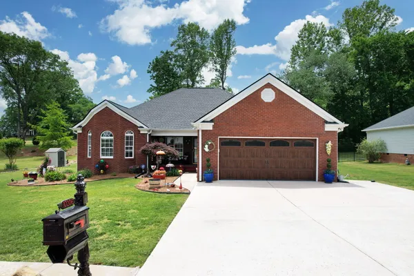 $405,000 | 10206 Nissi Way, Soddy-Daisy, TN 37379