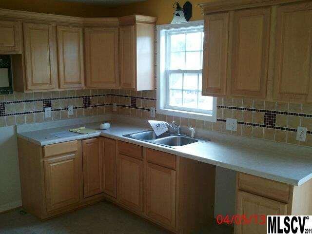 2134 Olde Farm Road Southeast Hudson, NC 28638 - Photo 5 of 10 Gallery Image 5