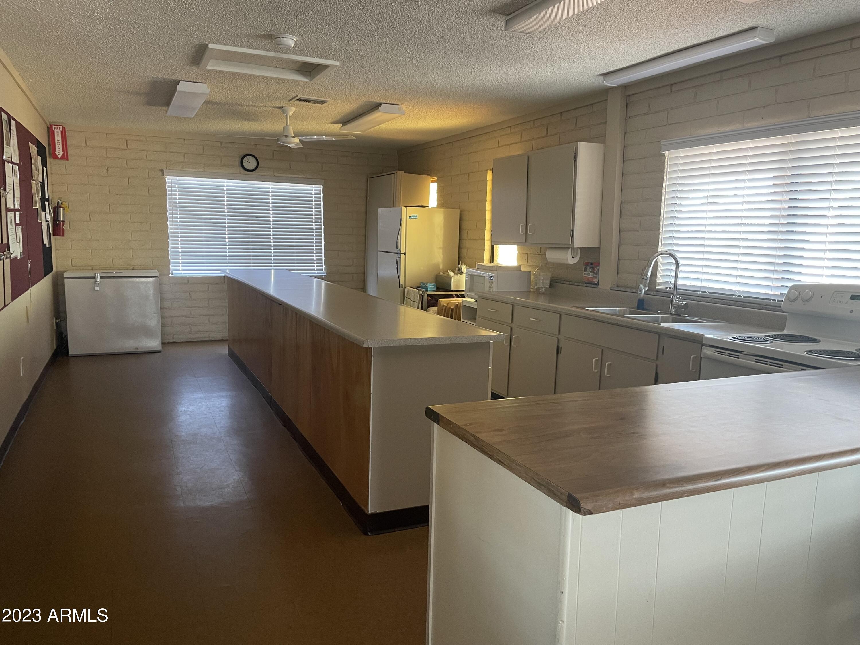 652 South Ellsworth Road, Unit 3 Mesa, AZ 85208 - Photo 26 of 29 ELLSWORTHCLUBKITCH