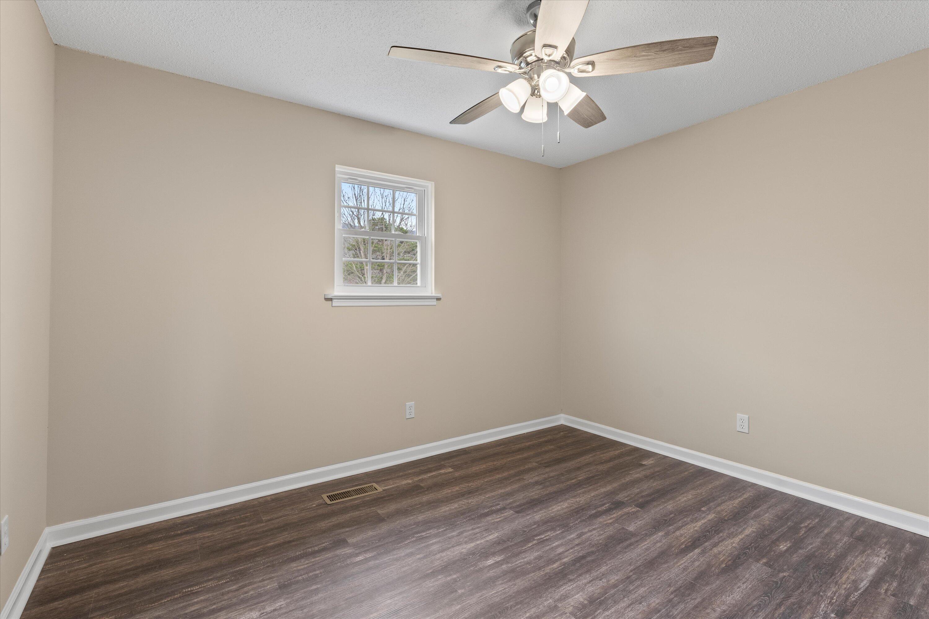 120 Shirley Loop Whitwell, TN 37397 - Photo 23 of 32 19-120 Shirley Loop-16