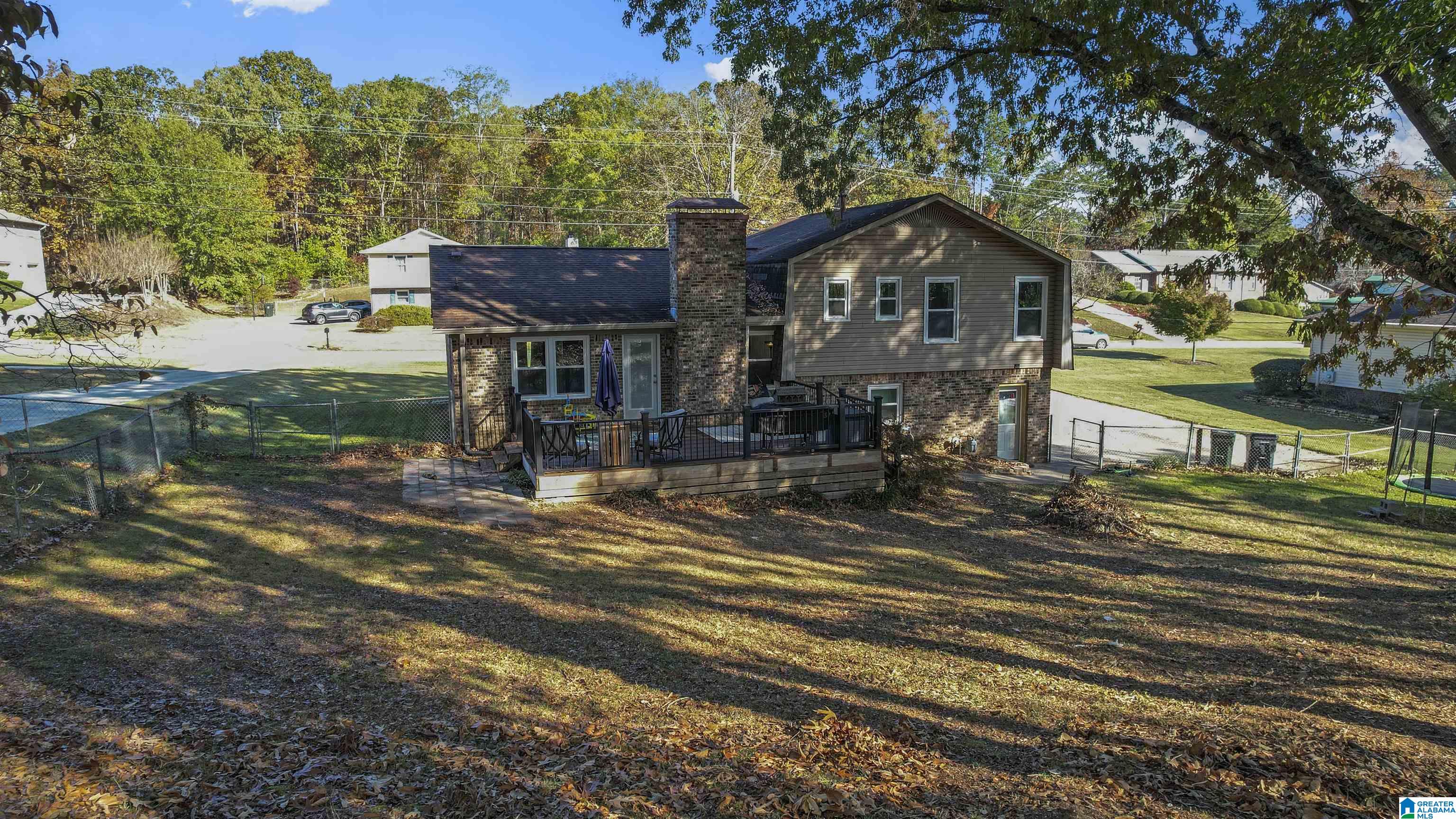 712 Wilderness Road Pelham, AL 35124 - Photo 5 of 32