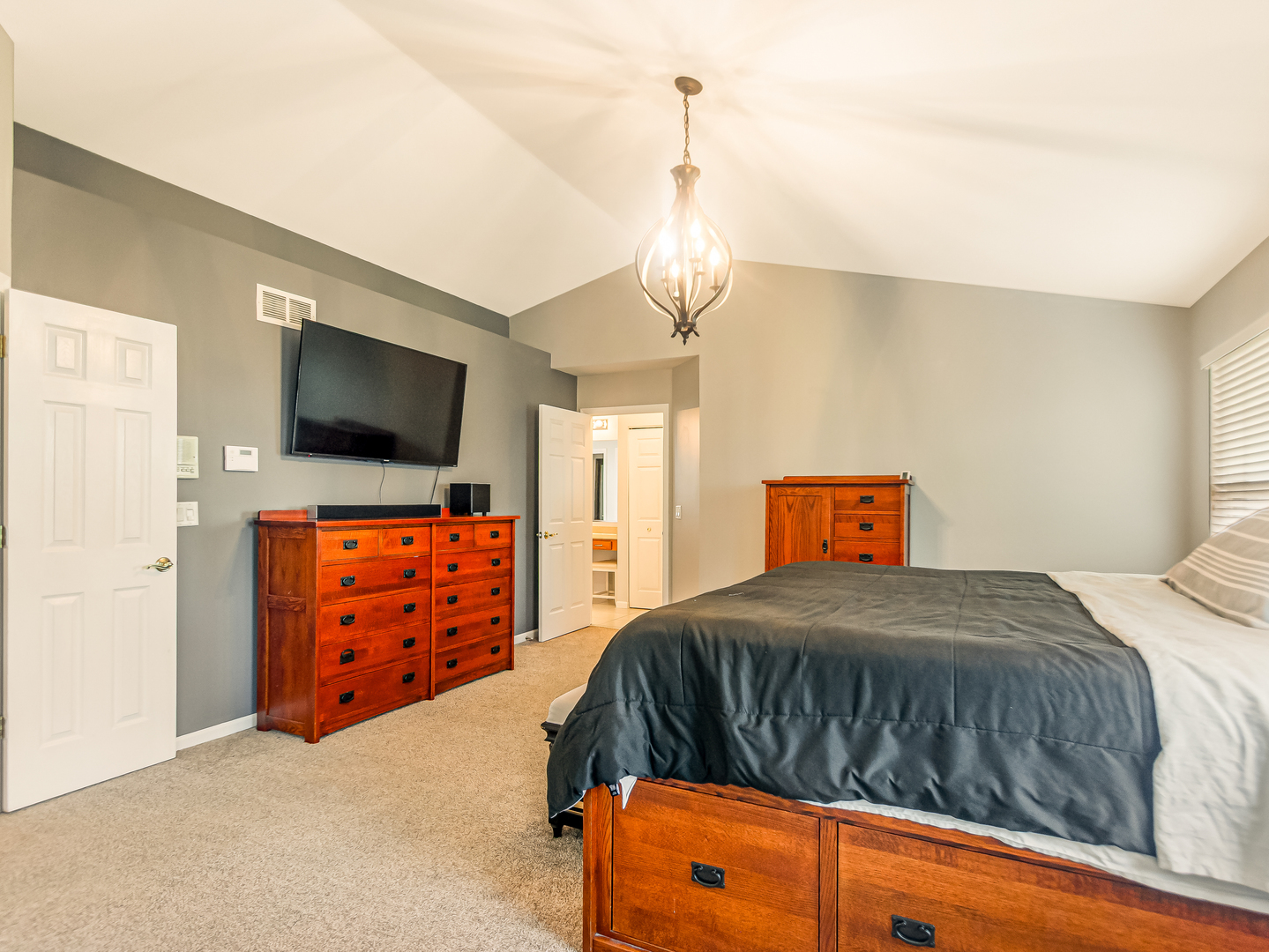 1820 Prairie Ridge Circle Lindenhurst, IL 60046 - Photo 20 of 31