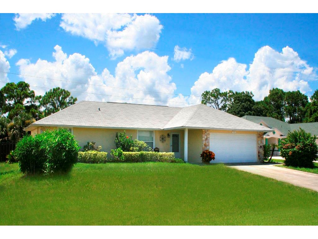 119 Filbert Street Sebastian, FL 32958 - Photo 1 of 12 Gallery Image 1