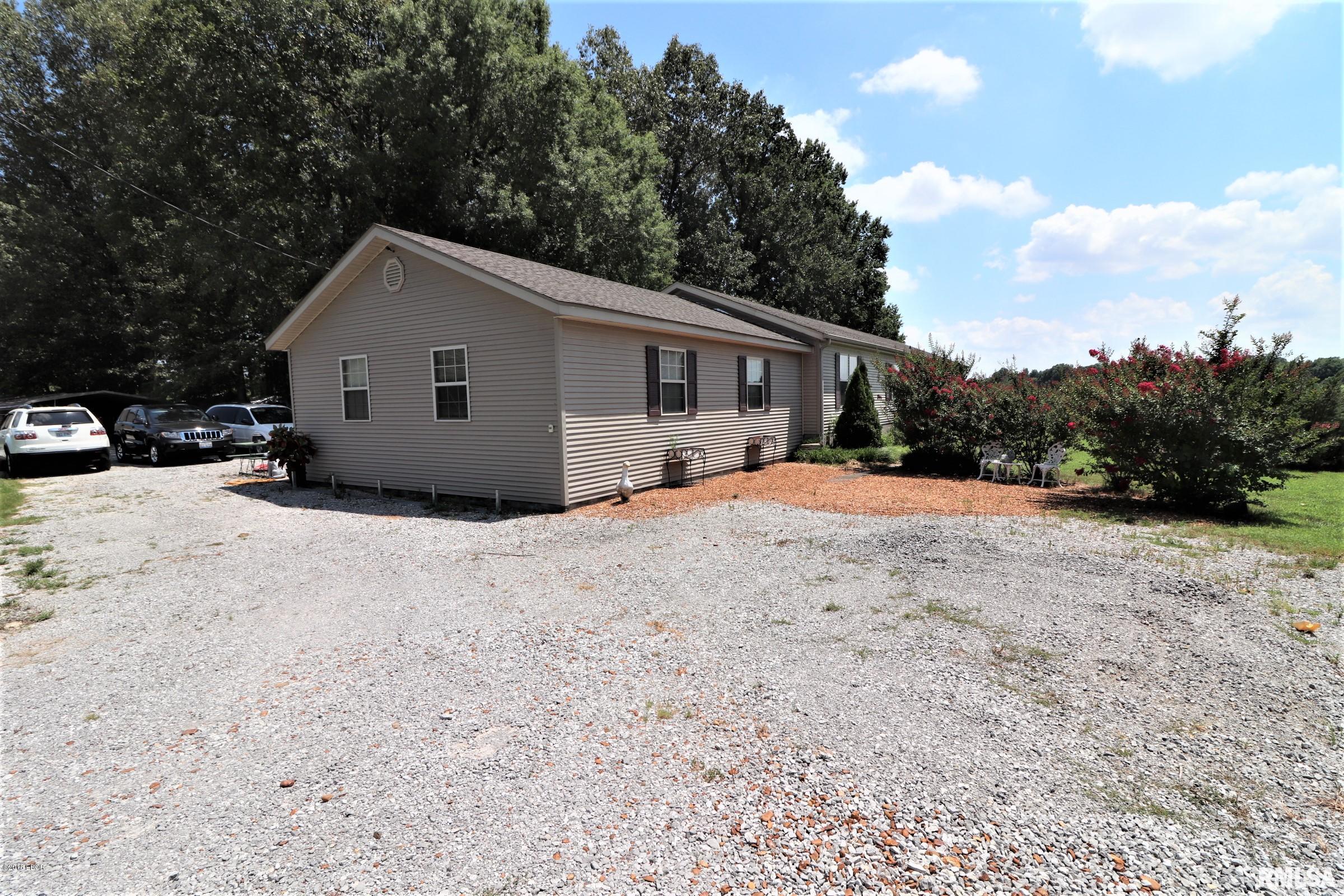 6985 South US 45 Road Brookport, IL 62910 - Photo 4 of 32 Gallery Image 4
