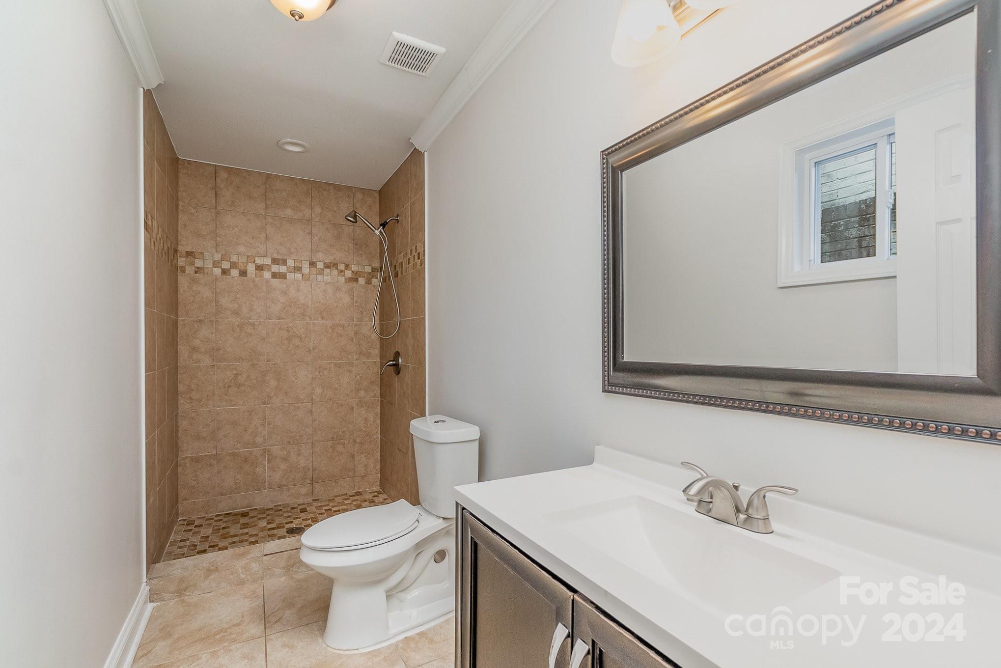 7731 Pawtuckett Road Charlotte, NC 28214 - Photo 12 of 28 Gallery Image 12
