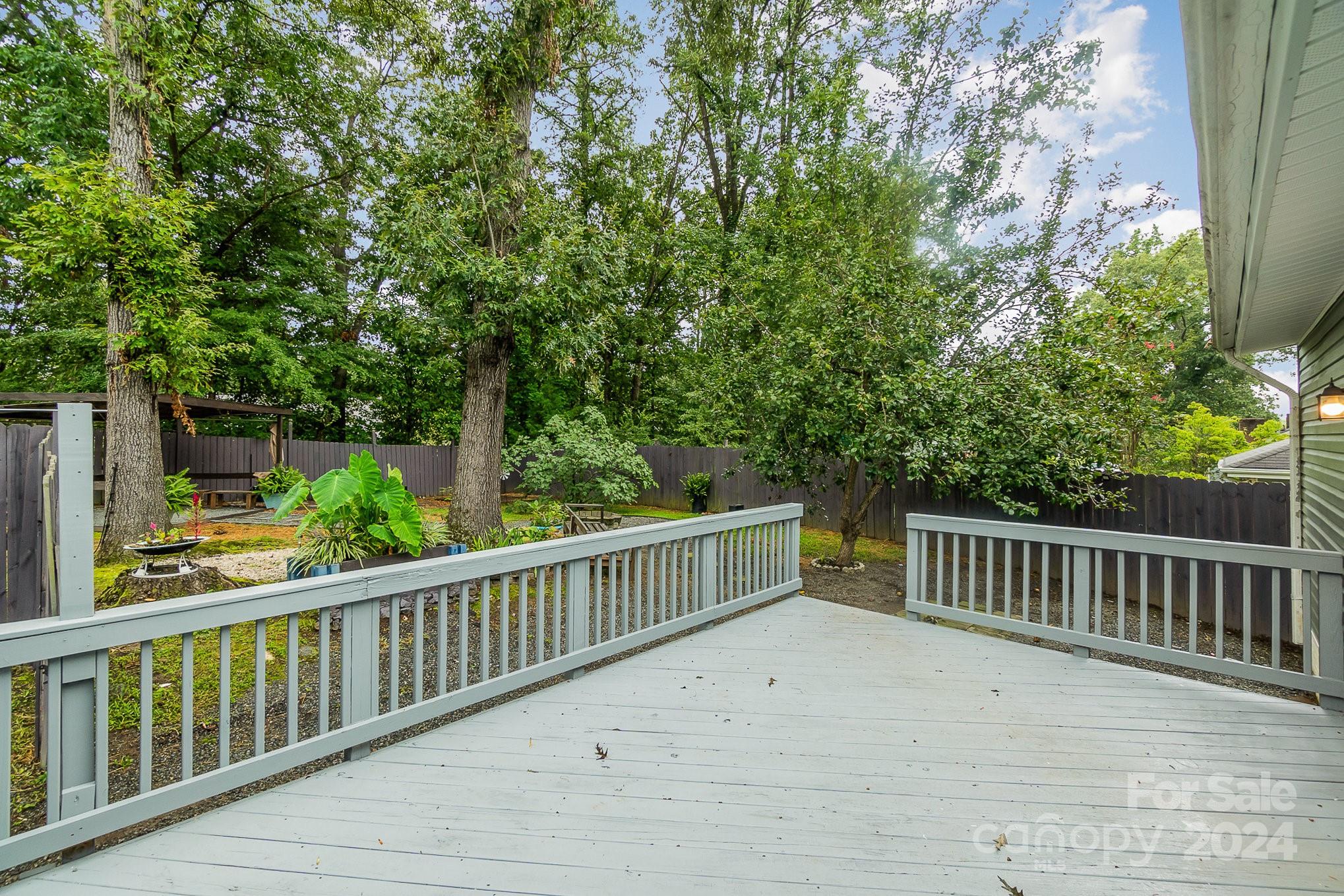 7731 Pawtuckett Road Charlotte, NC 28214 - Photo 20 of 28 Gallery Image 20