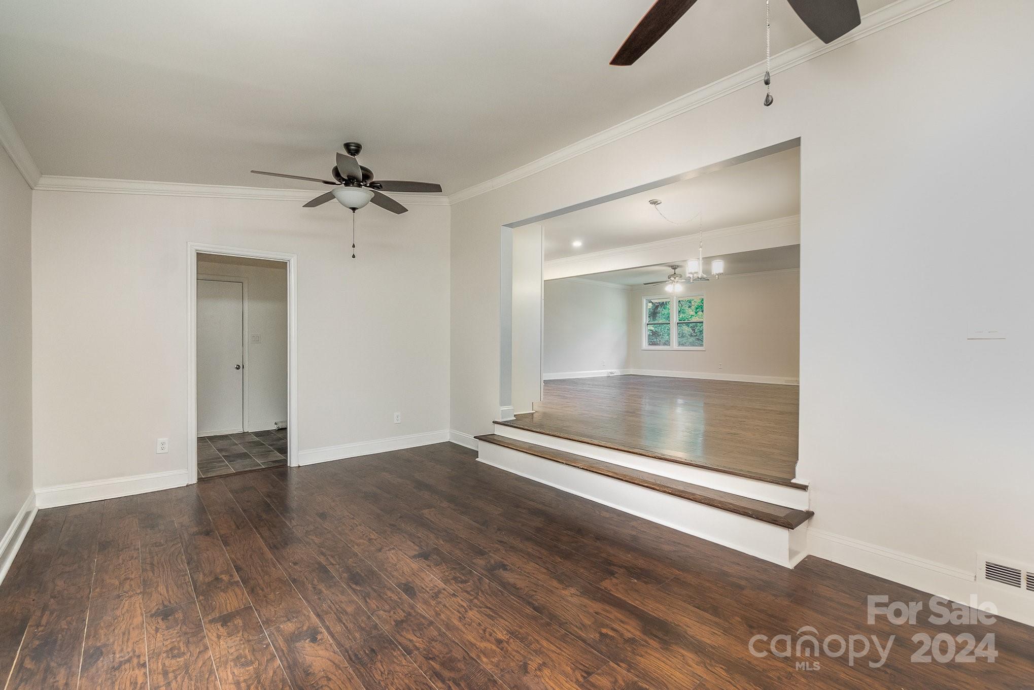 7731 Pawtuckett Road Charlotte, NC 28214 - Photo 7 of 28 Gallery Image 7