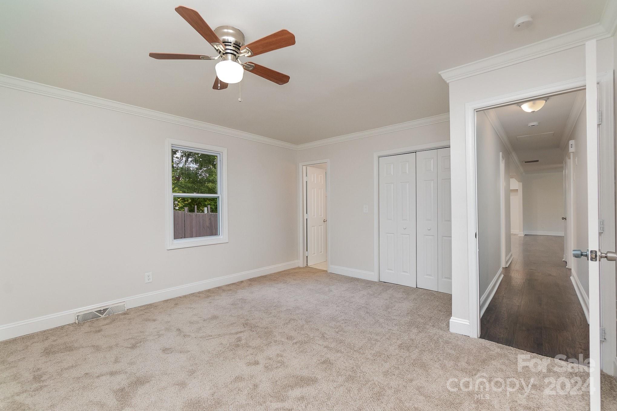 7731 Pawtuckett Road Charlotte, NC 28214 - Photo 10 of 28 Gallery Image 10