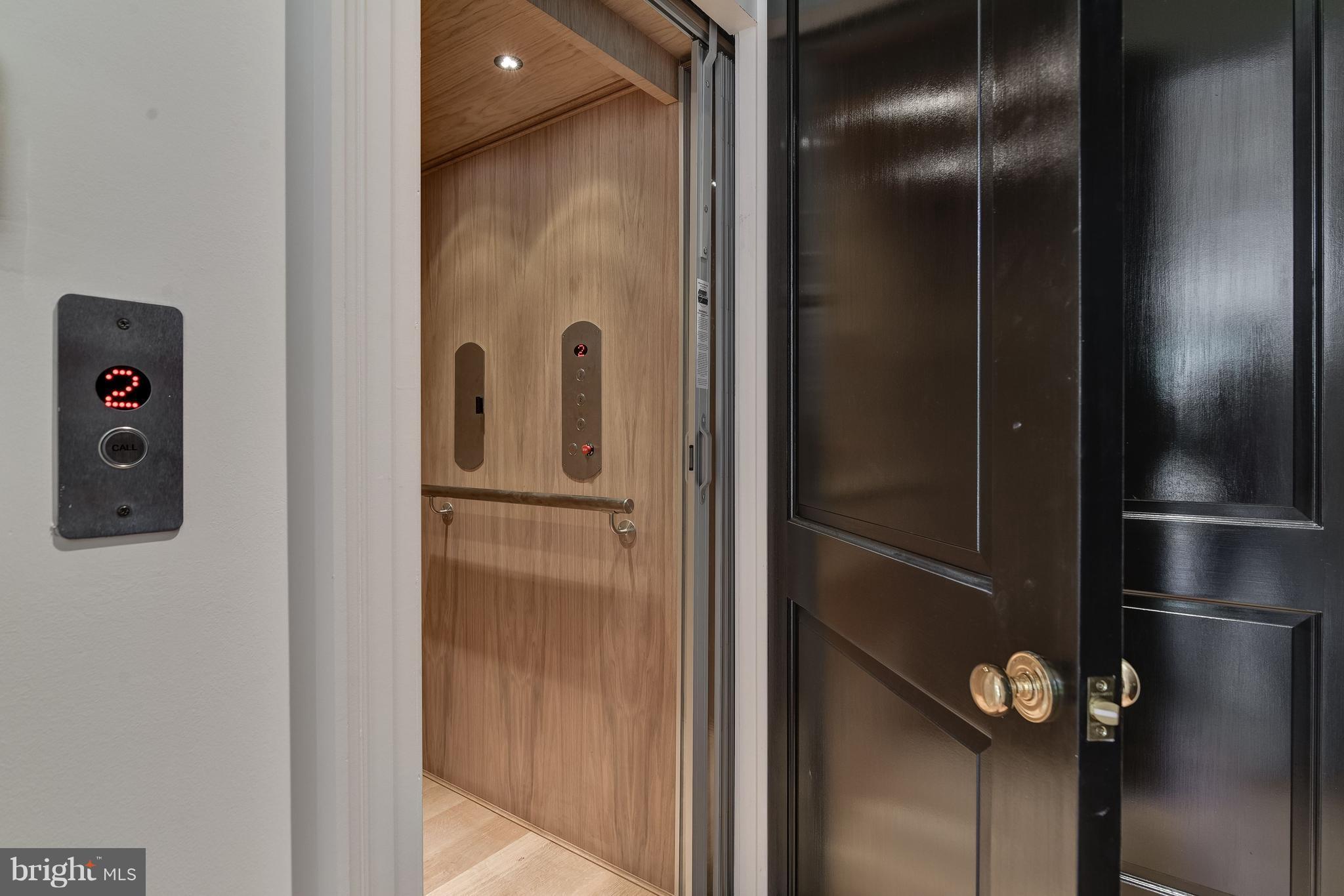 7205 Arrowood Road Bethesda, MD 20817 - Photo 25 of 30 Elevator