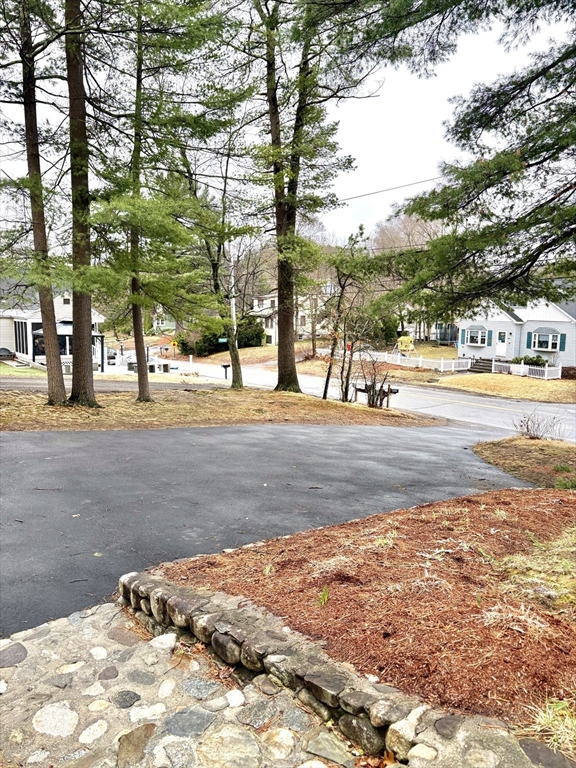 11 Tyng Road, Unit 2 Tyngsborough, MA 01879 - Photo 14 of 15