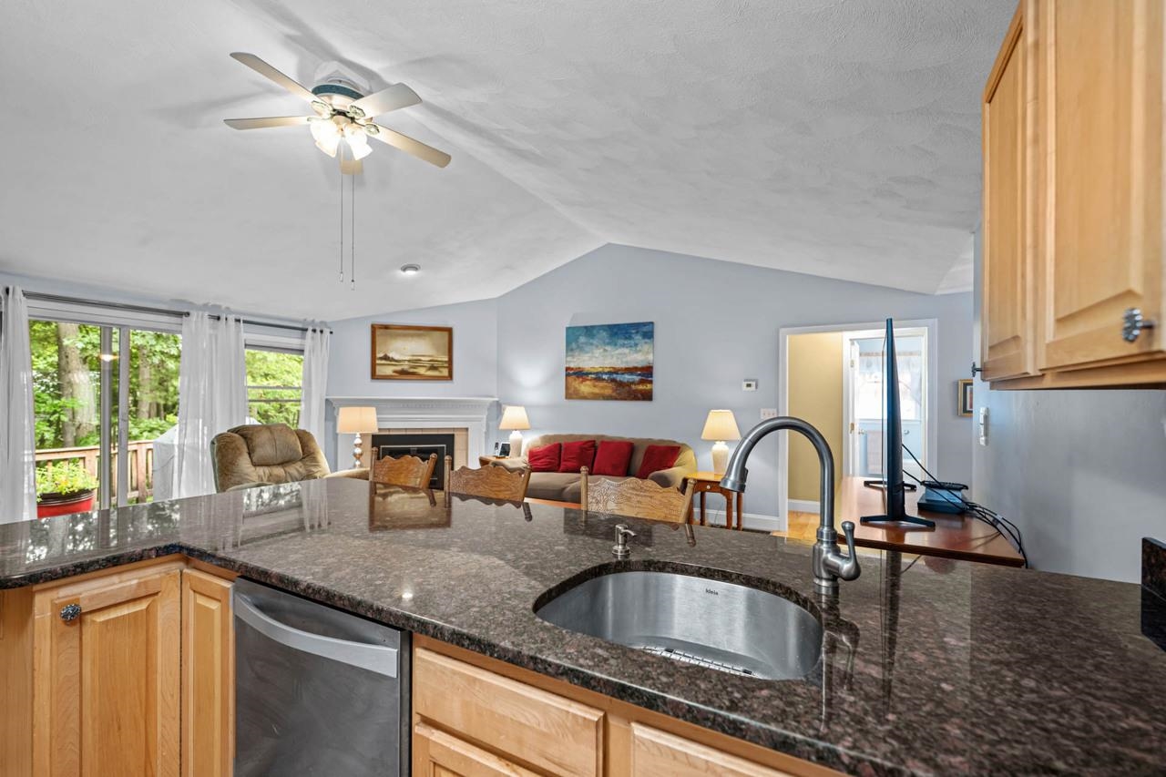 1 Trent Road Hooksett, NH 03106 - Photo 12 of 42