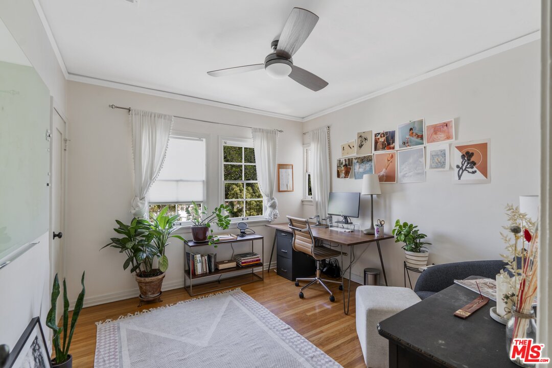 3854 Boyce Avenue Los Angeles, CA 90039 - Photo 16 of 53
