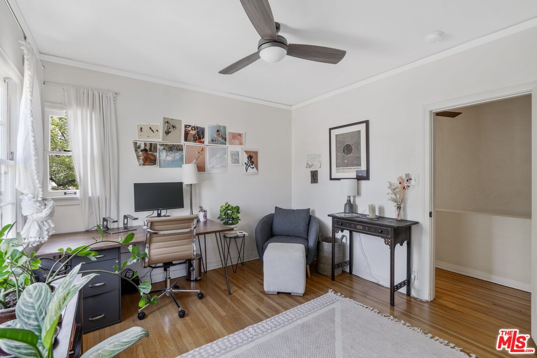 3854 Boyce Avenue Los Angeles, CA 90039 - Photo 17 of 53