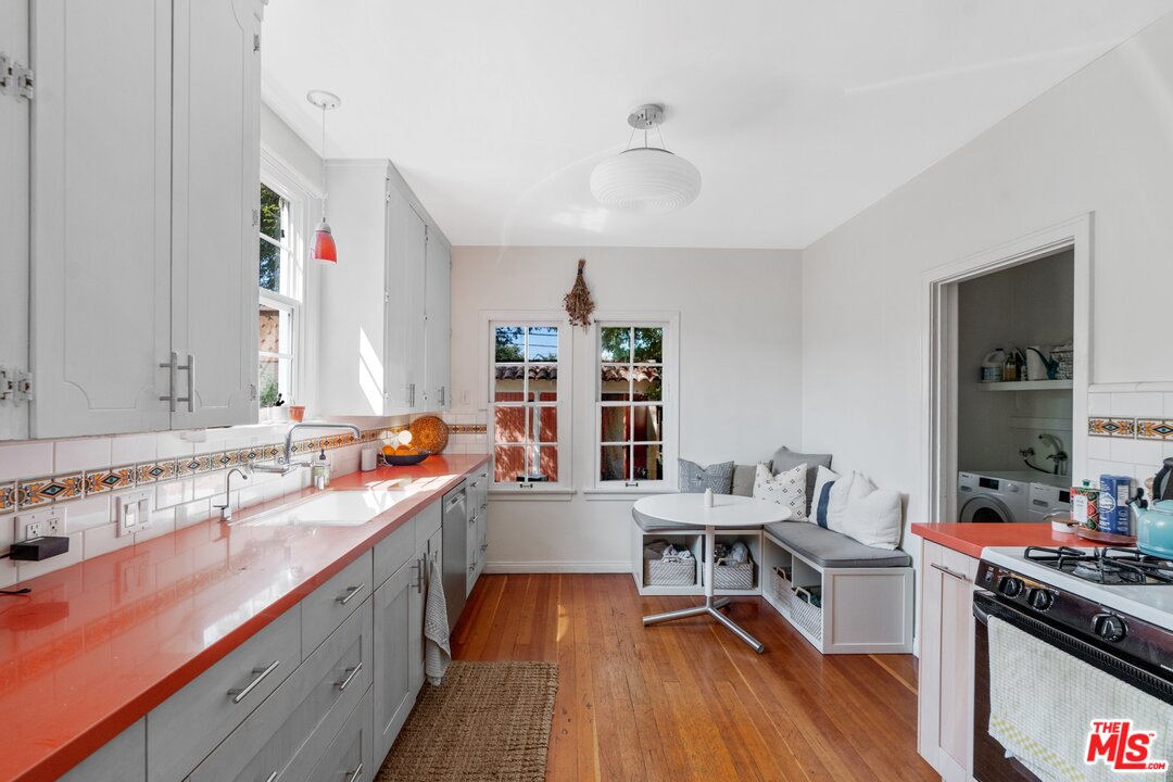 3854 Boyce Avenue Los Angeles, CA 90039 - Photo 42 of 53