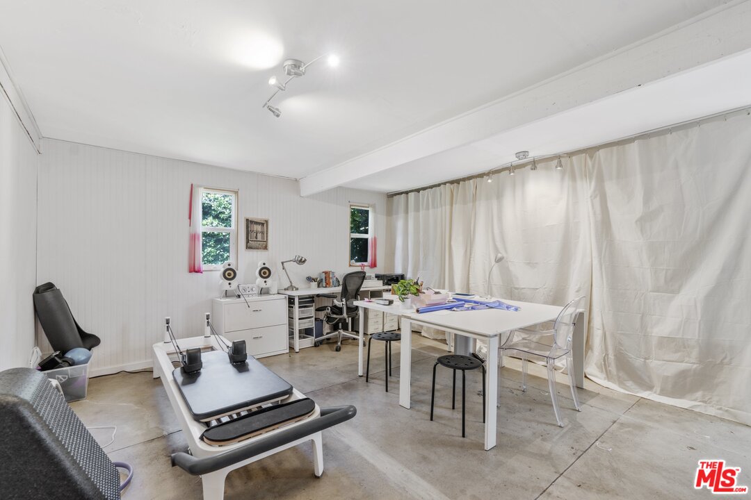 3854 Boyce Avenue Los Angeles, CA 90039 - Photo 49 of 53