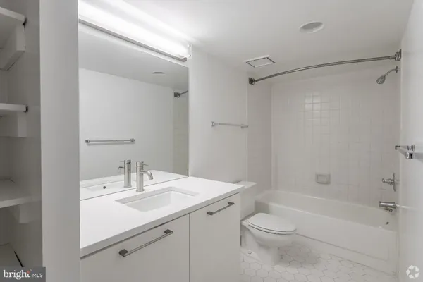 $3,550 | 601 24th Street Northwest, Unit 306, Washington, DC 20037