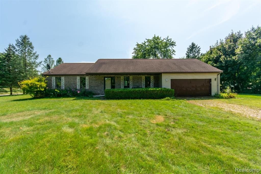 49125 Hull Road Belleville, MI 48111 - Photo 1 of 32
