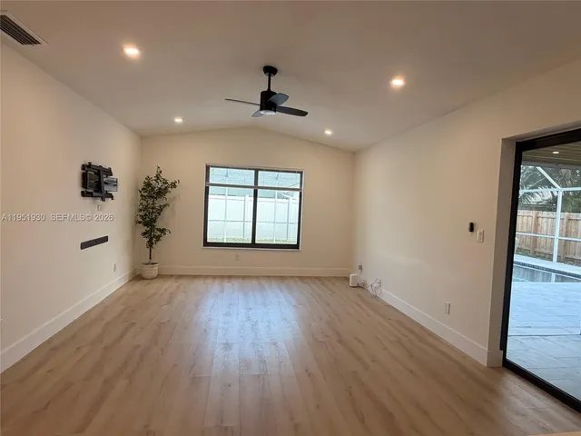 $4,650 | 1462 Southwest 25th Avenue, Deerfield Beach, FL 33442