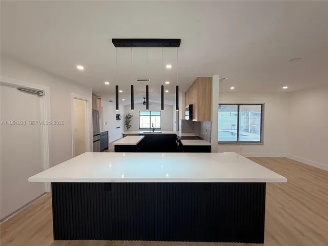 $4,650 | 1462 Southwest 25th Avenue, Deerfield Beach, FL 33442