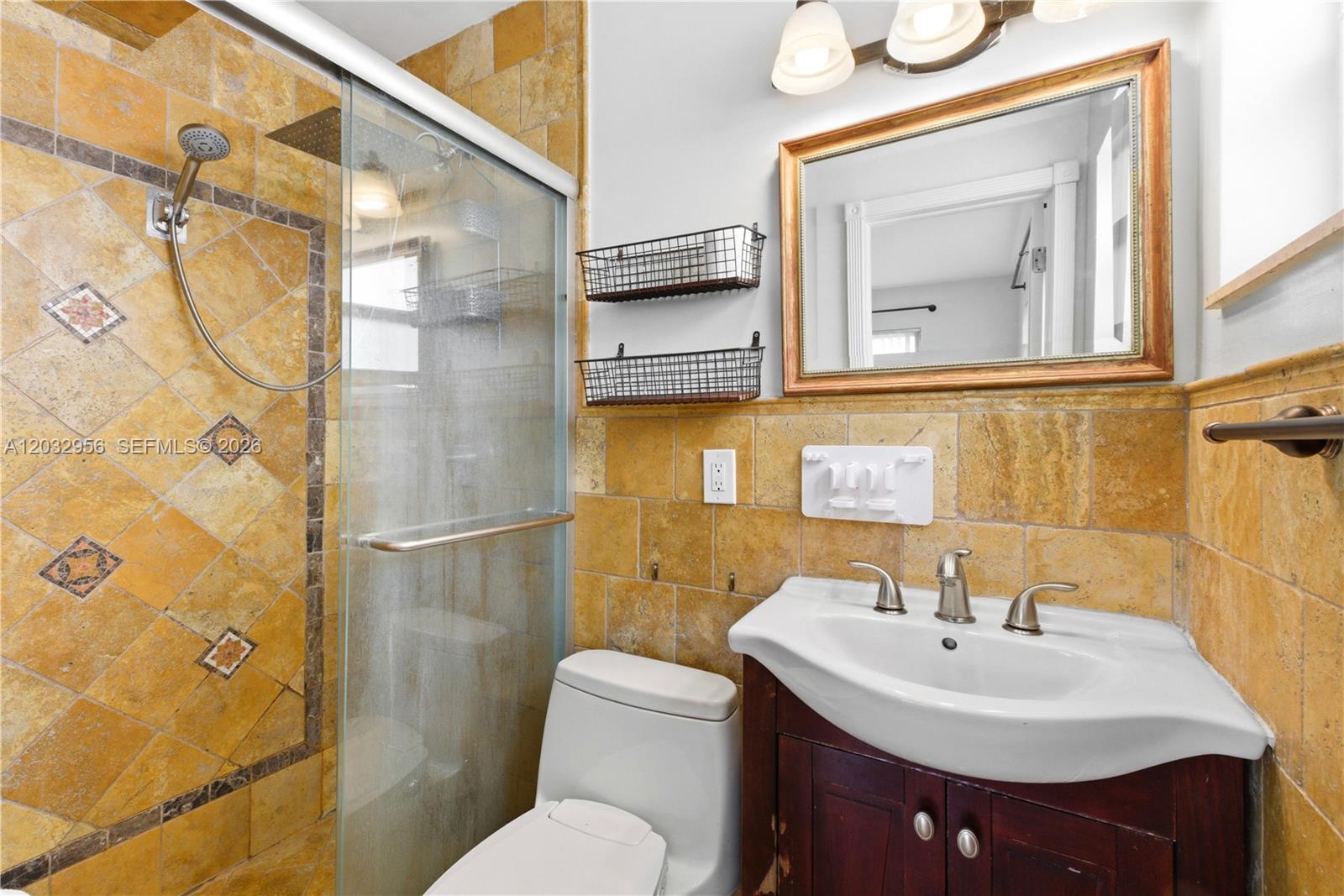 719 North 31st Road Hollywood, FL 33021 - Photo 8 of 14