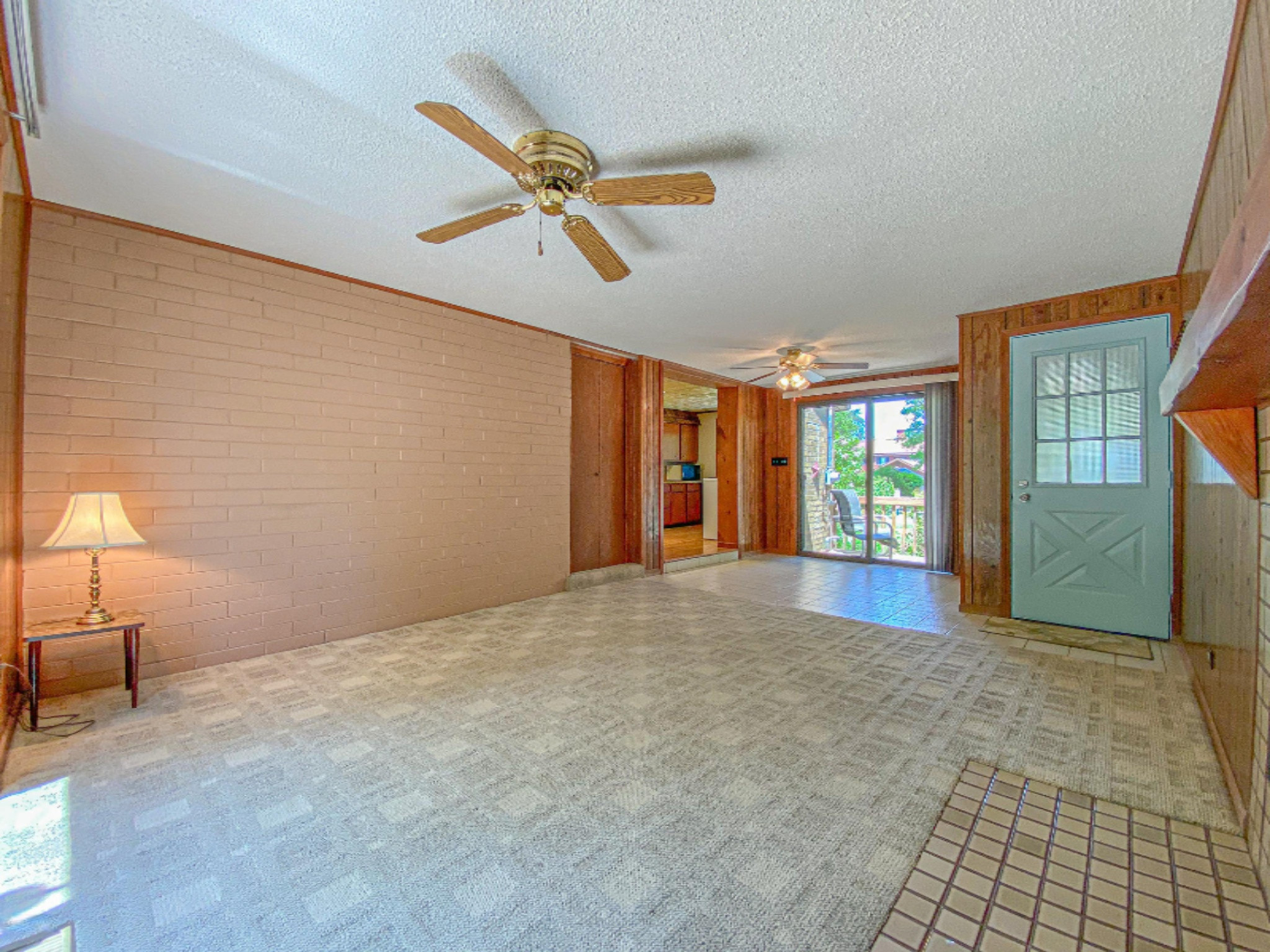45629 Eleanor Drive Decatur, MI 49045 - Photo 17 of 28 Family Room