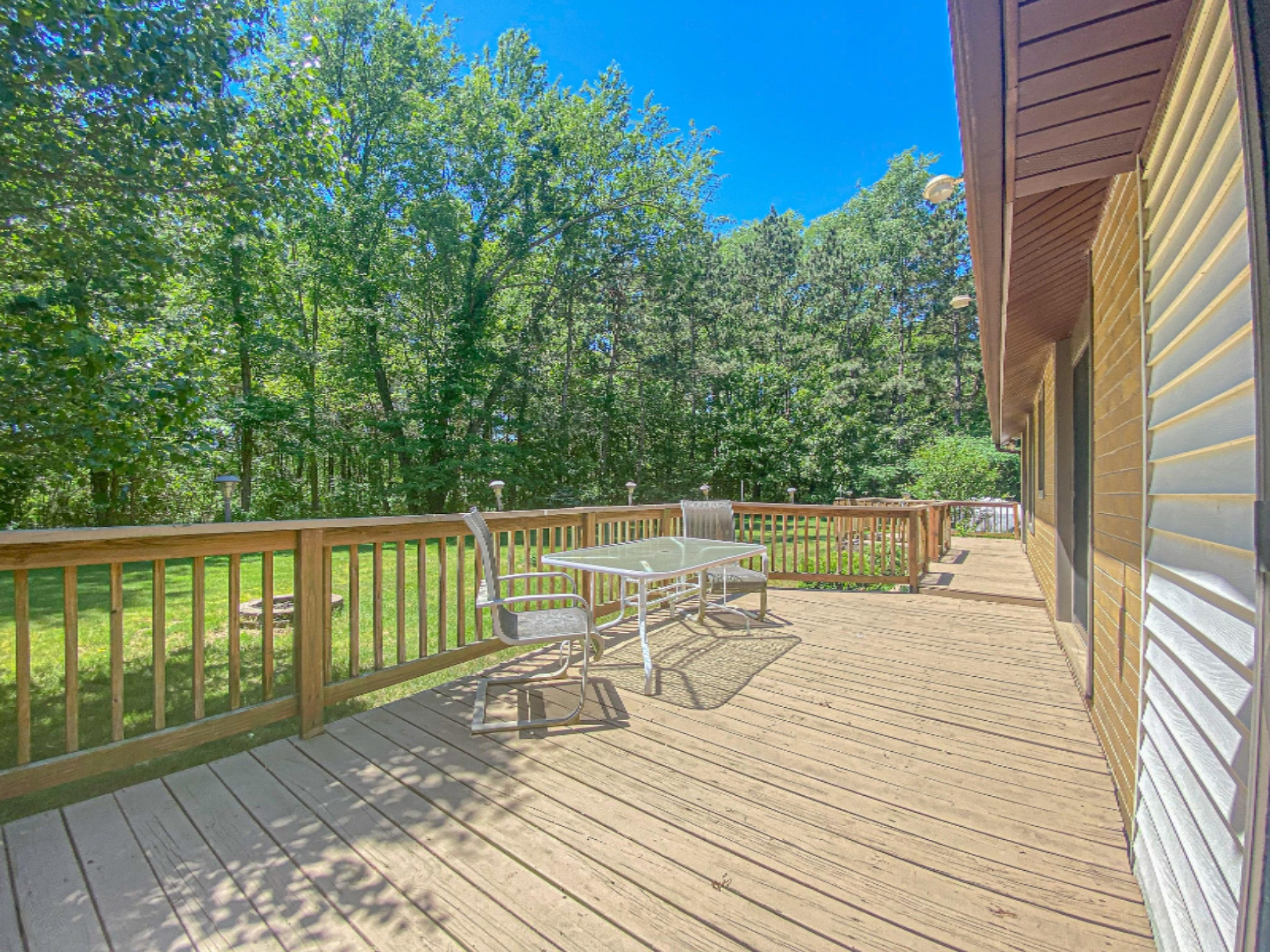 45629 Eleanor Drive Decatur, MI 49045 - Photo 3 of 28 Back Deck