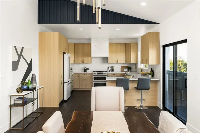 $3,299,000 | 5 Yellow Brick Road, Rancho Palos Verdes, CA 90275