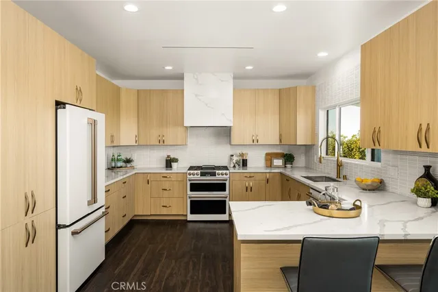 $3,299,000 | 5 Yellow Brick Road, Rancho Palos Verdes, CA 90275