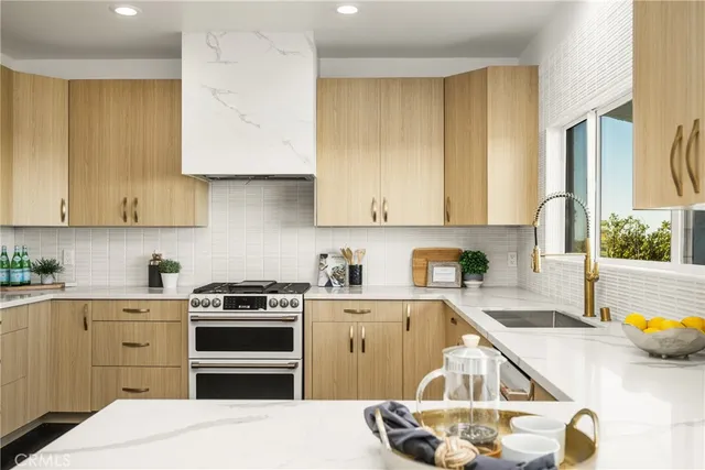 $3,299,000 | 5 Yellow Brick Road, Rancho Palos Verdes, CA 90275